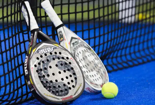Padel : 2 critères pour choisir sa raquette lorsqu'on débute